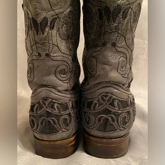 Men’s Corral Vintage leather embroidered square toe western boots. Size 11.5D - Picture 7 of 16